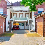 Rosenweg 16 1 *