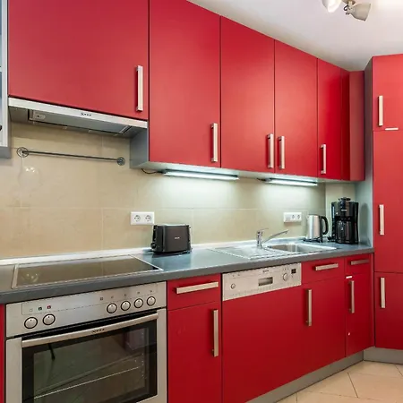 Rosenweg 16 1 דירה *